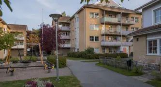 Knivsta Särsta Häradsvagen 3 DSF6246 (1)