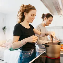 Rikshem Matlagning Kök (1)
