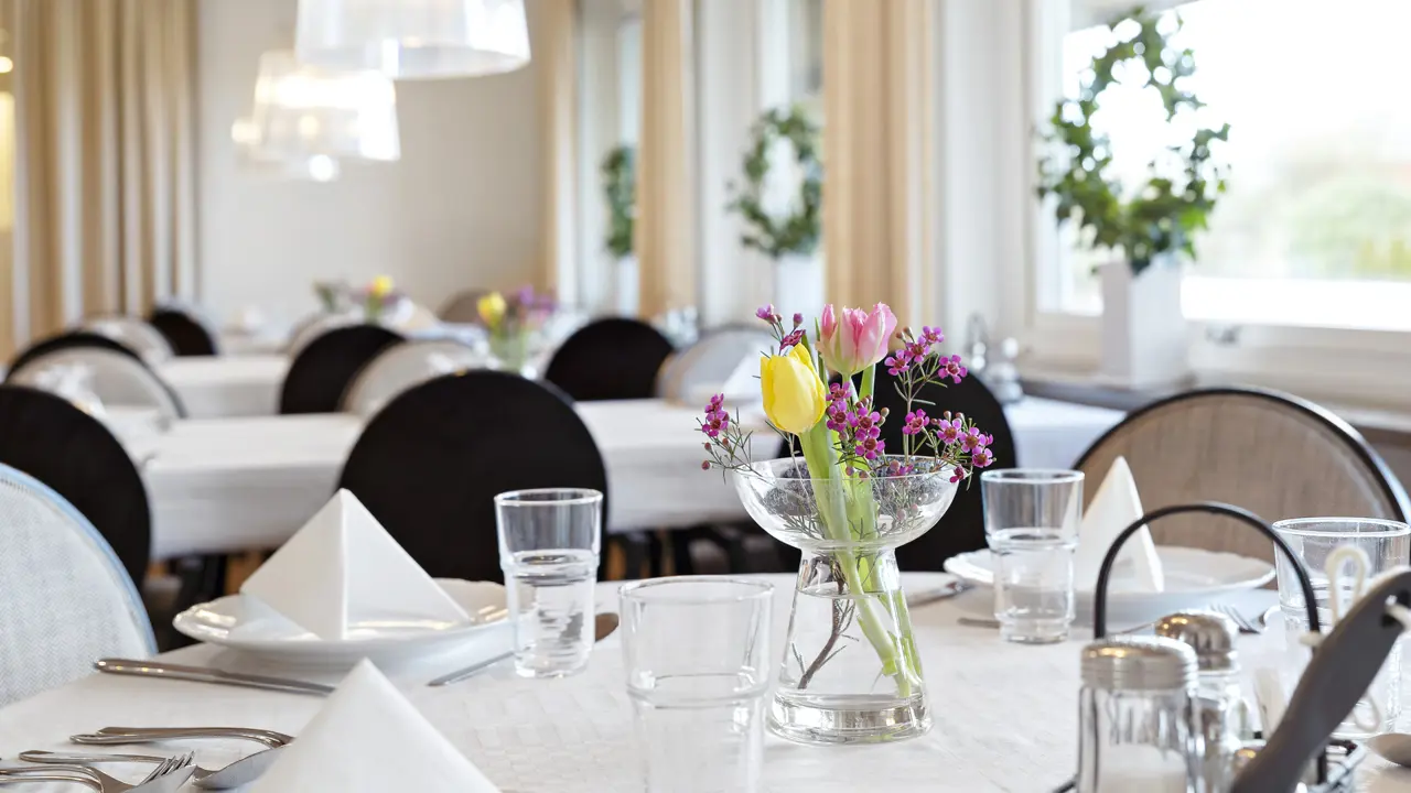 8050378 7 328 17 Photo Print (1)